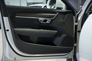 Volvo V90   2.0 D4 AWD Auto 