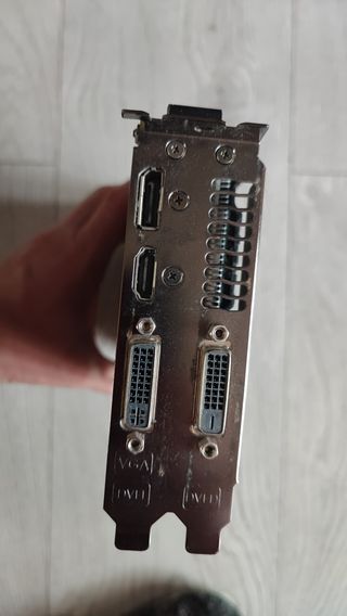 Tarjeta gráfica ASUS GTX660