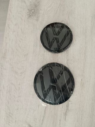 2 Logos VW Golf 7/7.5 Negro
