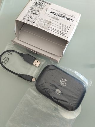 Módem WiFi Huawei portátil.