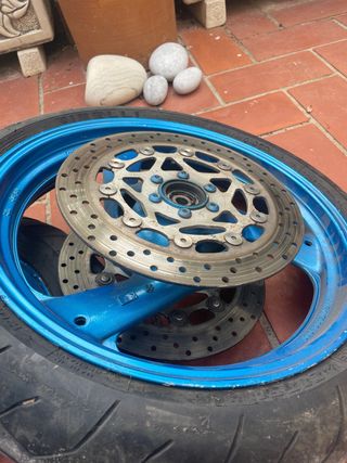 Llantas Yamaha FZR600