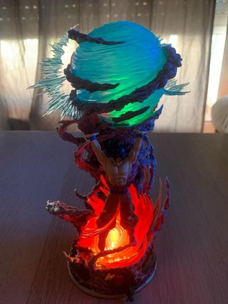 Goku Figura Dragon Ball LED 23cm