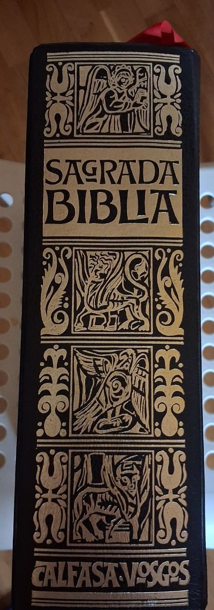 SAGRADA BIBLIA