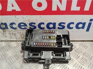 42551-CAJA RELE/FUSIBLES IVECO DAILY