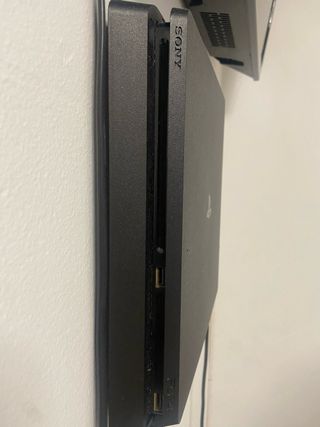 PS4 (PlayStation 4) + 6 Juegos
