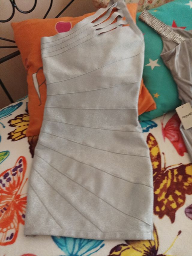 Dos vestidos fiesta plata Talla S. NUEVOS!!!