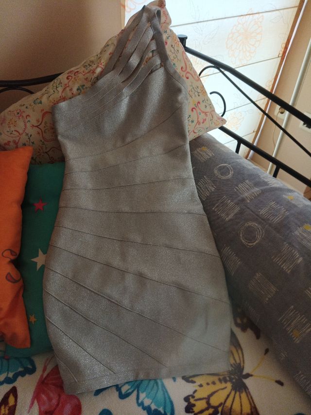 Dos vestidos fiesta plata Talla S. NUEVOS!!!