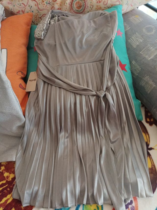 Dos vestidos fiesta plata Talla S. NUEVOS!!!