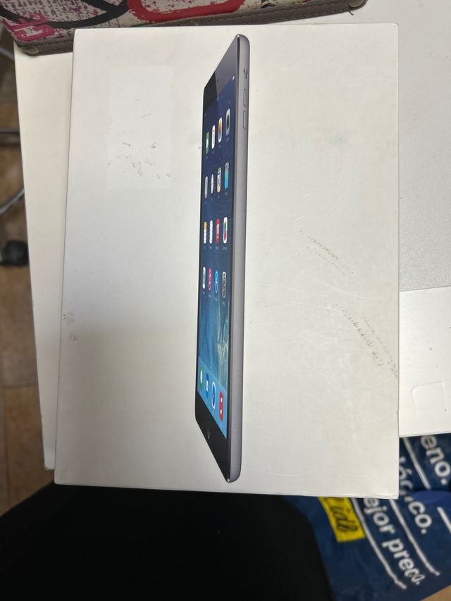 iPad Air - Caja Gris