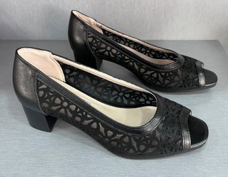 Zapatos negros abiertos tacón bajo 37-38-39