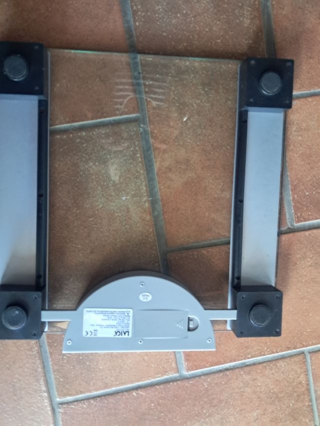 Bilancia pesa persone Laica