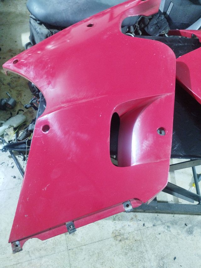 Carrenados  Yamaha TZR 50 Rojo