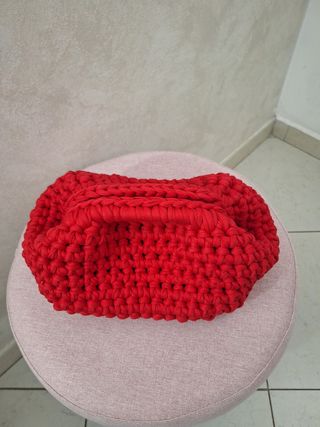 Borsa a uncinetto rossa