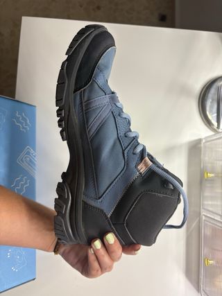 Bota trekking Quechua azul-negra