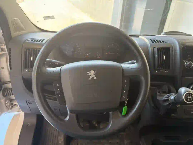 Peugeot Boxer 2021