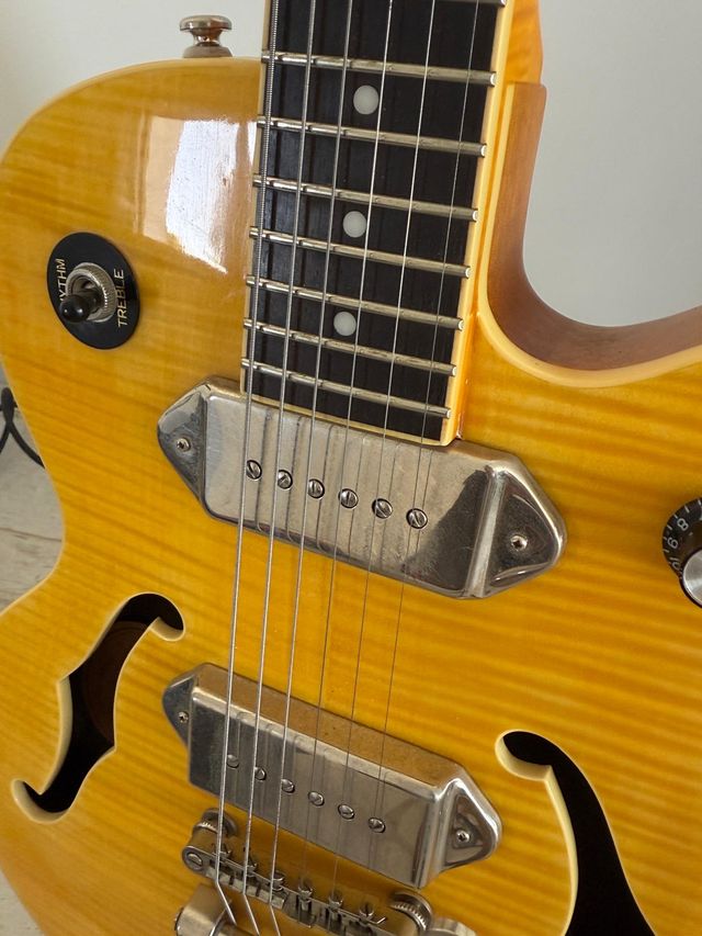 Epiphone Wildkat - Semihueca