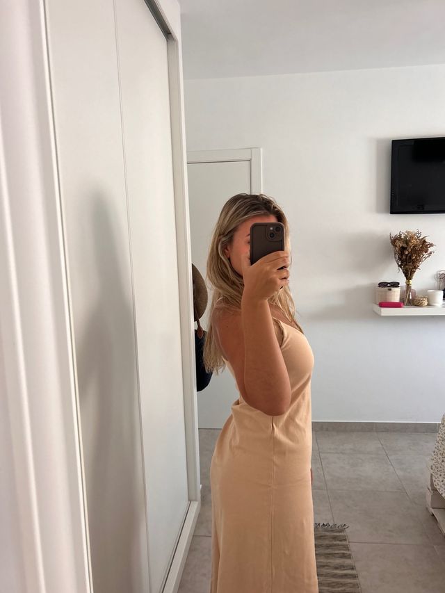 Vestido midi Zara beige