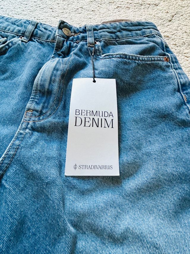 Bermuda vaquera Stradivarius azul