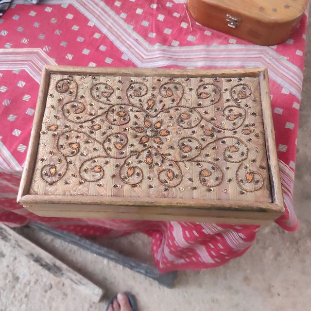 Joyero madera tallada - Dorado