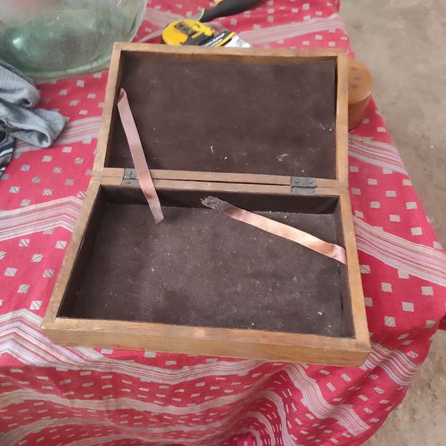 Joyero madera tallada - Dorado