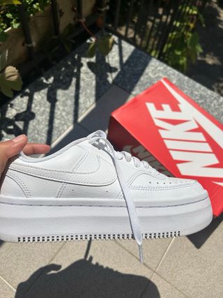 W Nike Court Vision alta LTR