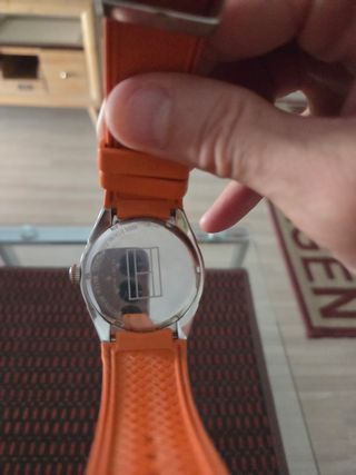 Reloj Tommy Hilfiger naranja