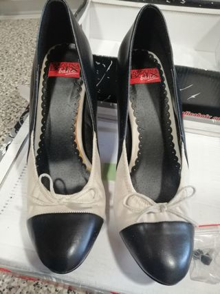 Zapatos Carolina Basic bicolor,talla 39