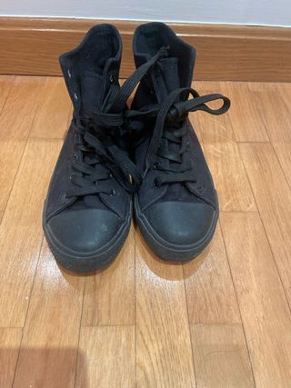 Zapatillas negras altas