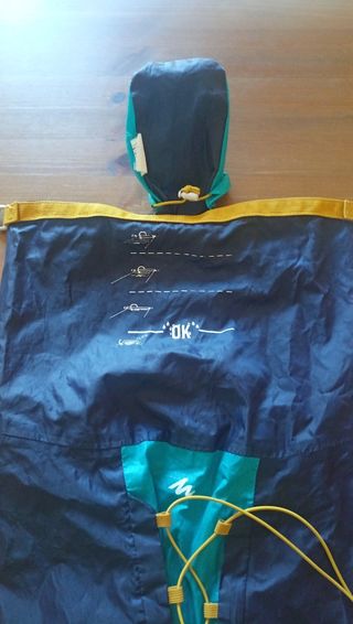 Mochila Decathlon impermeable azul-turquesa