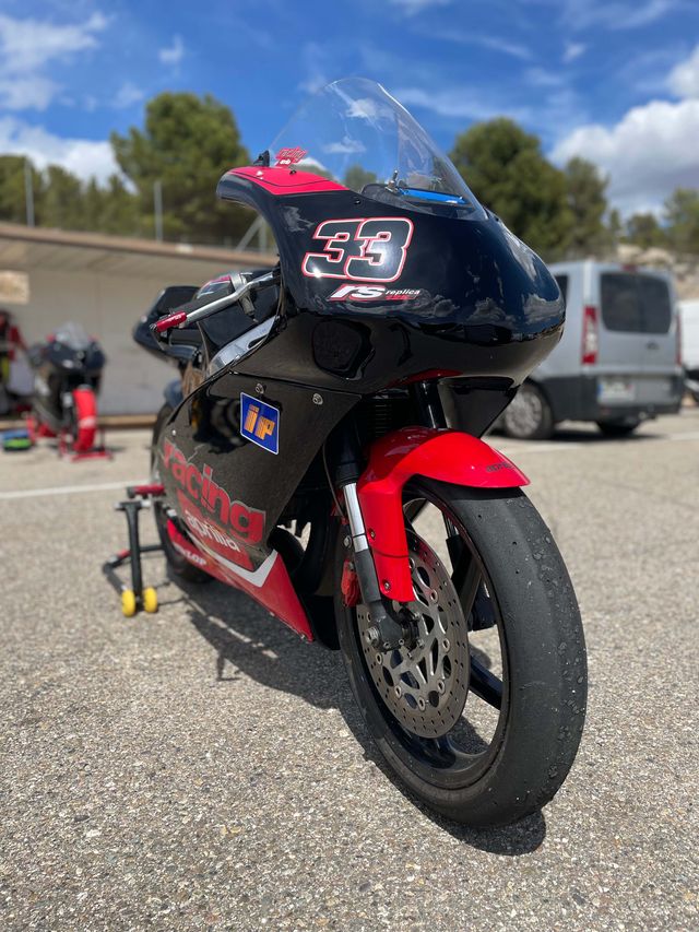 Aprilia RS 125 carreras