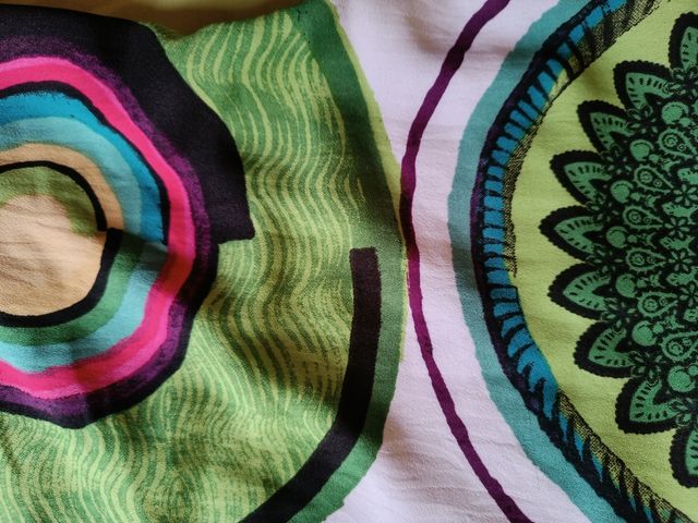 Camiseta Desigual multicolor