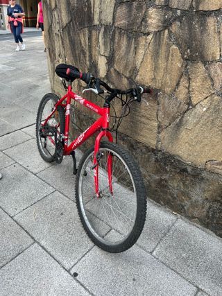 Bicicleta roja