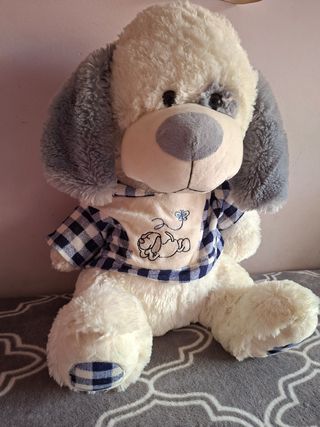 Peluche Perro mediano - 1 pieza