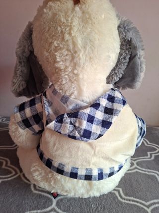Peluche Perro mediano - 1 pieza