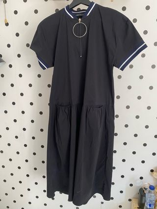 Vestido Zara negro - Cremallera aro