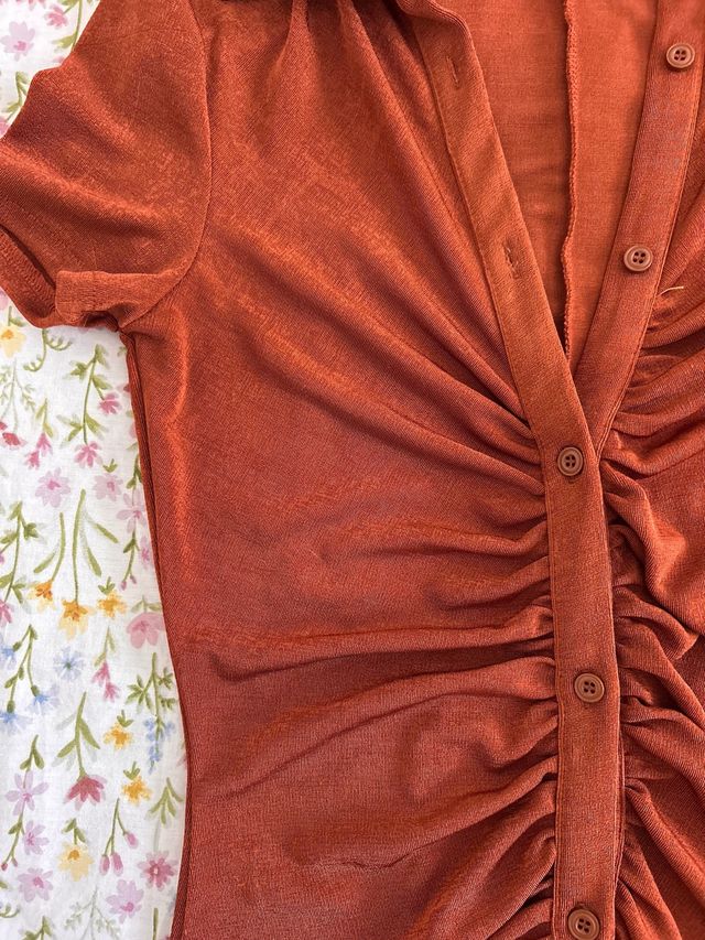 Vestido marrón fruncido talla S