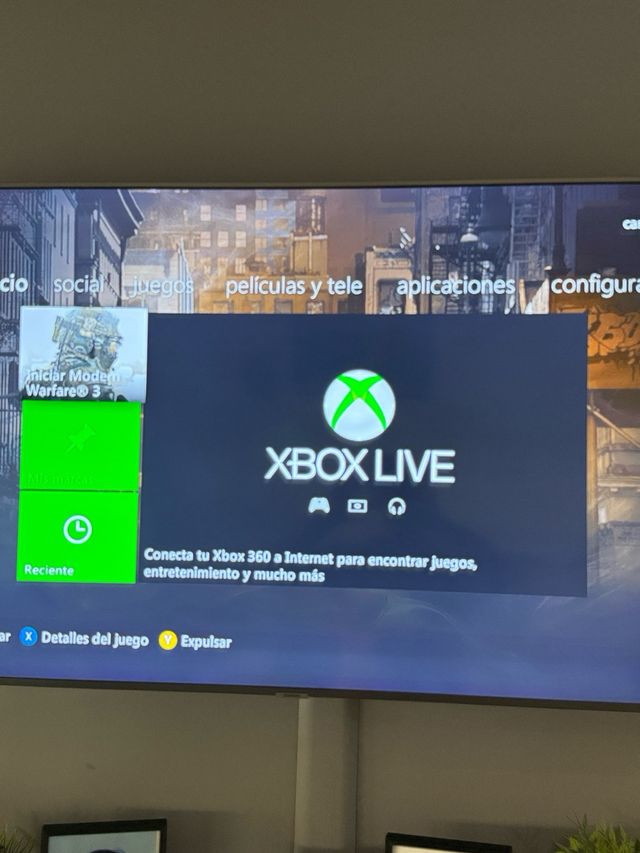 Xbox 360 Slim + 8 juegos perfecto estado