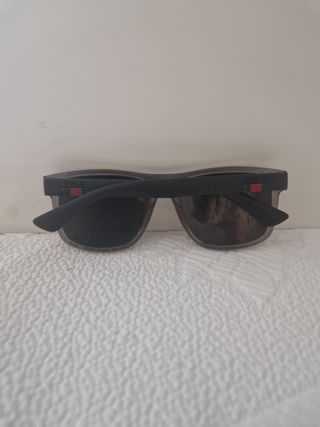 Gafas Gucci GG0010S004 (Gris) muy buen estado