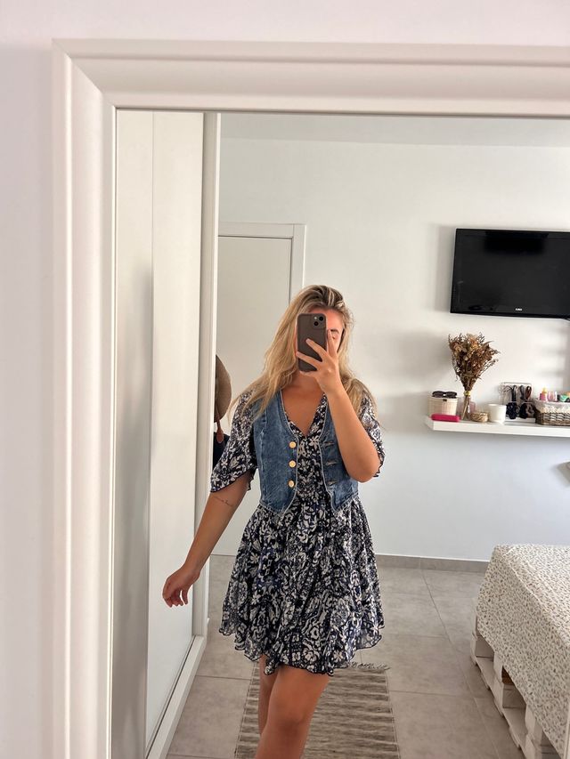 Vestido Zara azul estampado