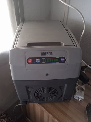 Nevera portátil Waeco camping coche