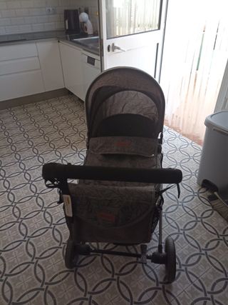 Carrito bebé ligero con capota