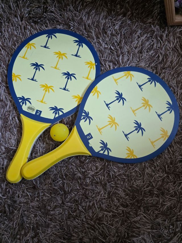 Kit Raquetes Praia - 2 raquetes + 1 bola