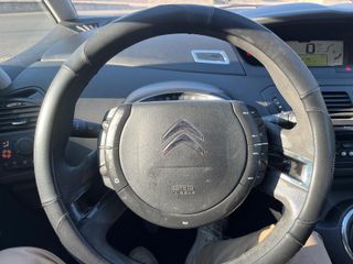 Citroen Grand C4 Picasso 2011