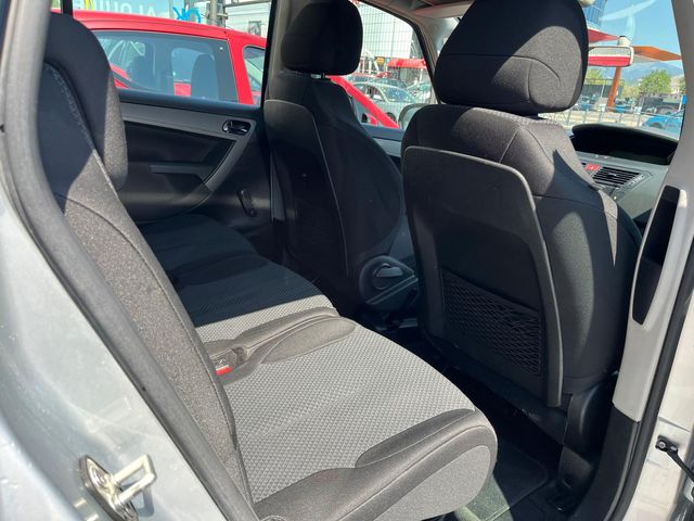 Citroen Grand C4 Picasso 2011