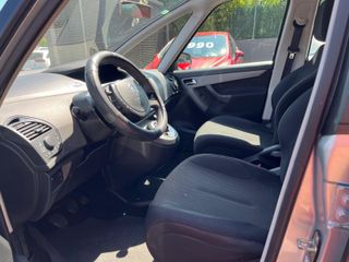 Citroen Grand C4 Picasso 2011