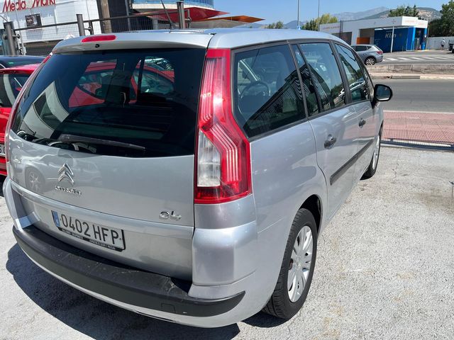 Citroen Grand C4 Picasso 2011