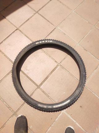 Neumático Maxxis forekaster 29x2.35 