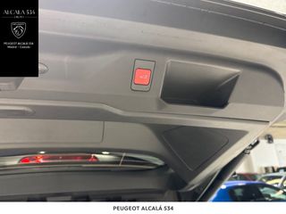 Peugeot e-5008 Allure Eléctrico 157kW