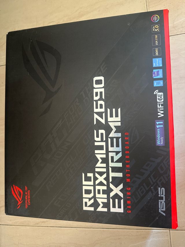 Placa base Asus ROG Maximus Z690 Extreme