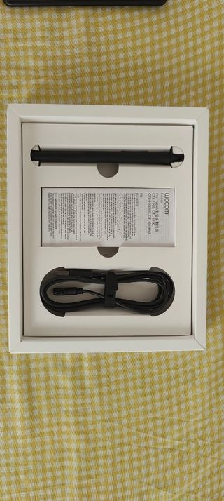 Wacom Intuos - Tableta gráfica negra